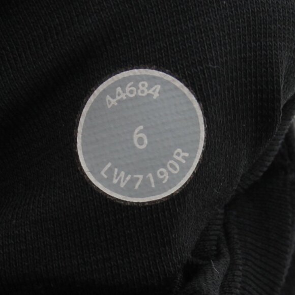 Lululemon Reverse Groove Short (Regular) Black Luon Mid-Rise Biker Size 6 - Picture 16 of 16